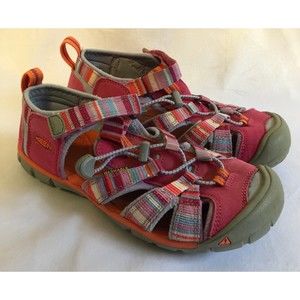 Keen Size 2 Seacamp II Cnx Pink & Stripes